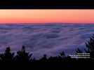 Mesmerising time-lapse of fog rolling over US mountains