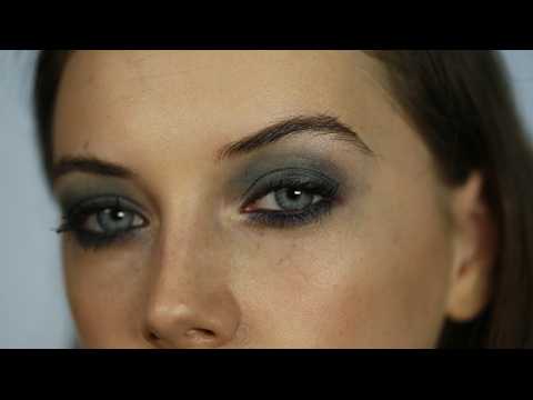 How to master the smoky eye