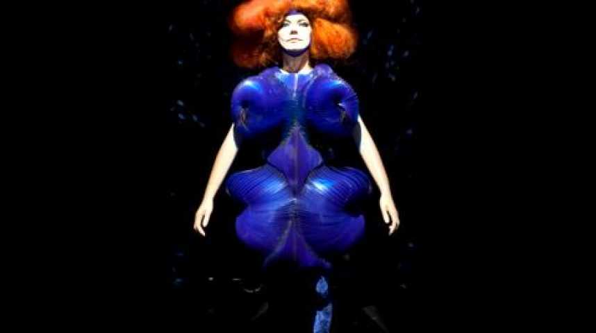 Illustration pour la vidéo Le musée Grévin de Björk au Moma