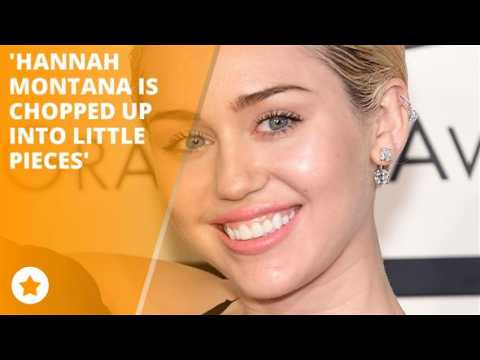 Miley Cryus celebrates Hannah Montana!