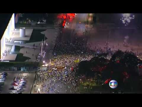 Protests erupt in Brazil after Rousseff appoints Lula