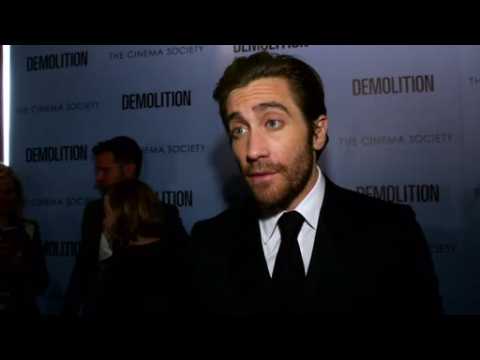 Gyllenhaal tells story of grief mixed with humour in "Demolition"