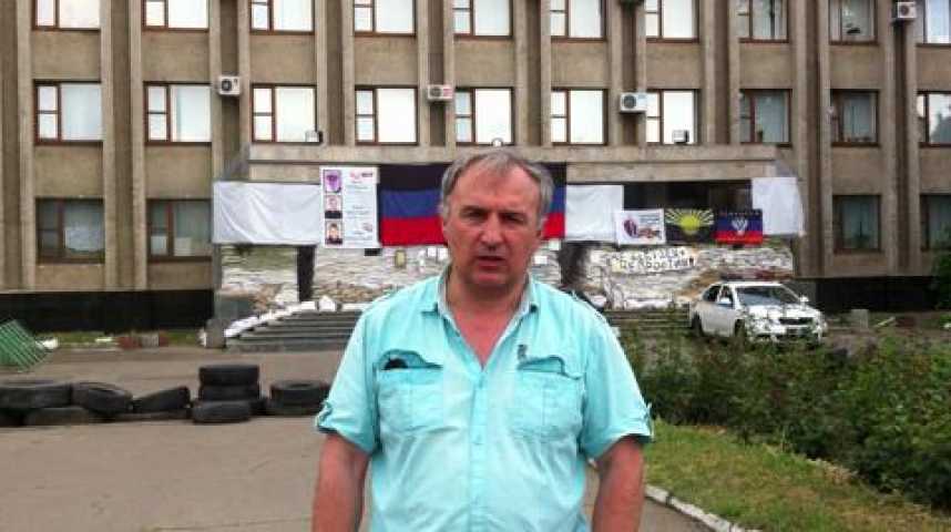 Illustration pour la vidéo Sonore devant la mairie de Slaviansk, fief des indépendantistes