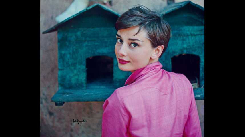 Illustration pour la vidéo Audrey Hepburn, côté intime, à la National Portrait Gallery