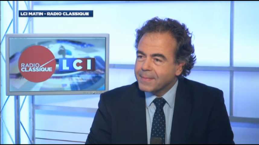 Illustration pour la vidéo Luc Chatel : "C’est une déroute personnelle pour François Hollande"
