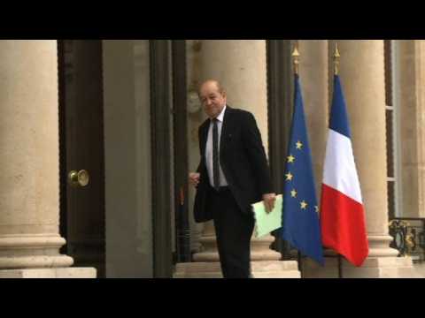 French president meets with ministers and security council