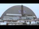Ukraine moves giant new safety dome over Chernobyl (2)`