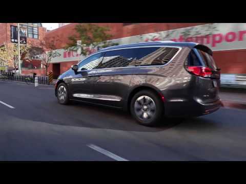 2017 Chrysler Pacifica Hybrid Driving Video | AutoMotoTV