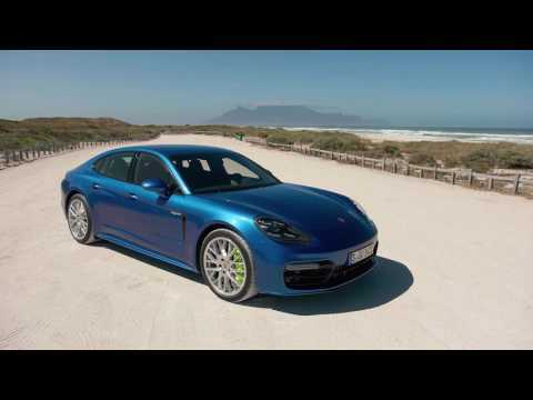 Porsche Panamera 4 E-Hybrid - Exterior Design in Sapphire Blue | AutoMotoTV