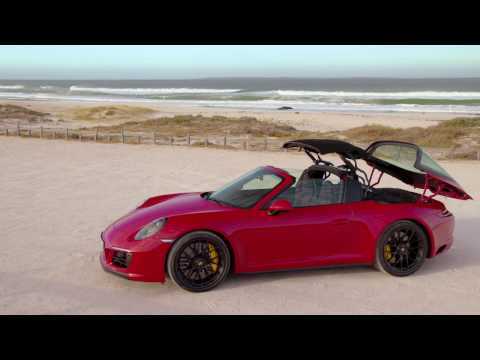 Porsche 911 Targa 4 GTS in Carmine Red Design | AutoMotoTV