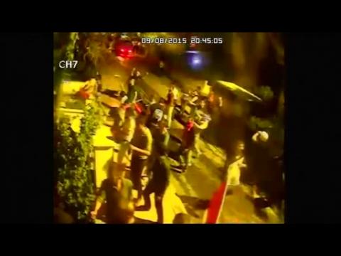 Mob attacks Turkey's pro-Kurdish party headquarters