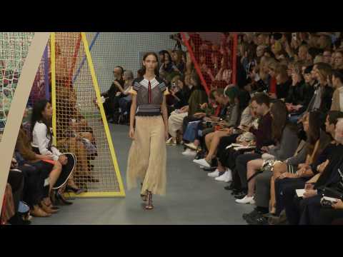 Peter Pilotto- Fashion Show Ready to Wear Spring-Summer 2016 in London with interviews