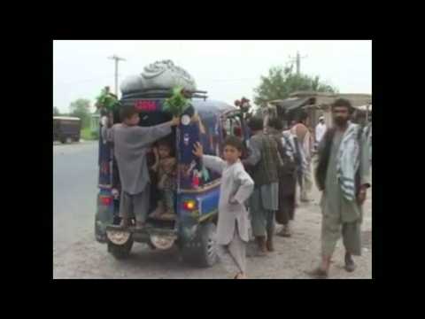 Kunduz residents flee fighting