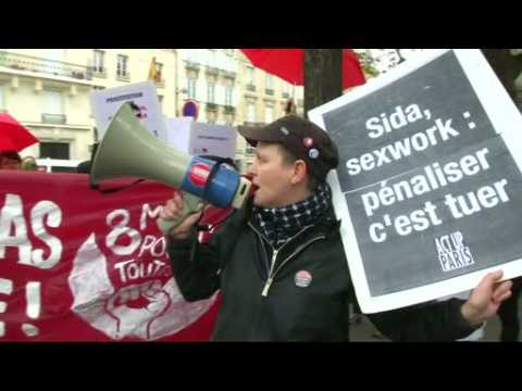 Sex workers in France decry proposed prostitution law
