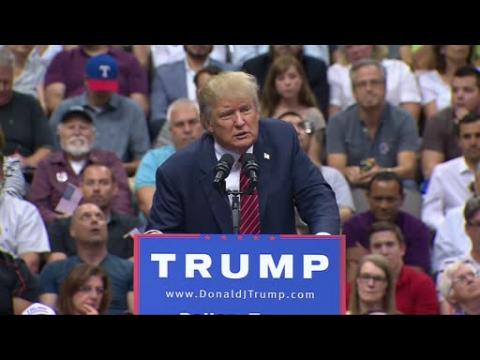 Trumps wows Texas campaign rally