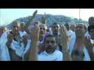 Haj pilgrims pray for peace in Muslim nations torn by war