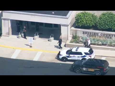 Officials: 3 dead in Michigan courthouse shooting