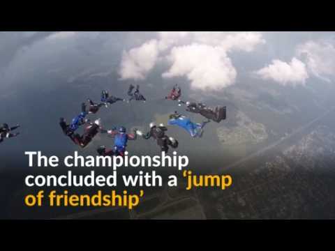 Parachutists show their skills at international tournament