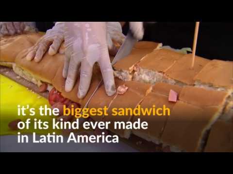 Mexico makes mammoth 'torta sandwich'