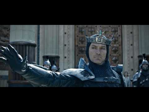 Charlie Hunnam, Annabelle Wallis, Aidan Gillen In 'King Arthur: Legend of the Sword'