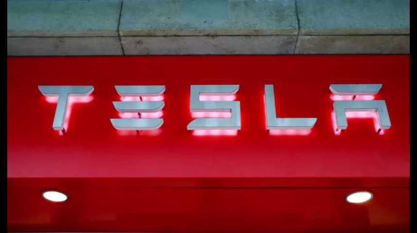 Illustration pour la vidéo Tesla accentue lourdement ses pertes au second trimestre