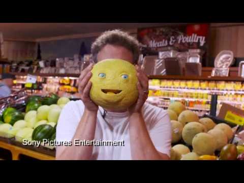 Seth Rogen fools shoppers with talking food