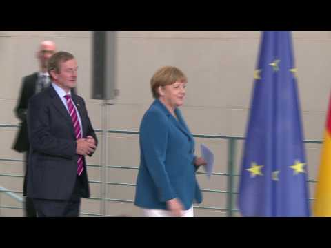 EU to Wait on UK Govt to Decide Its 'Brexit' Approach - Merkel