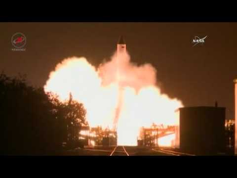 Cargo ship heads to space station