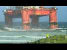 Oil rig runs aground in Scotland