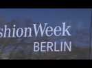 Mercedes-Benz Fashion Week Berlin - AutumnWinter 2016 Day 1- Mercedes-Benz SL 500 | AutoMotoTV