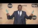 Idris Elba Does Awards Workout While Alicia Vikander Is Just Stunning