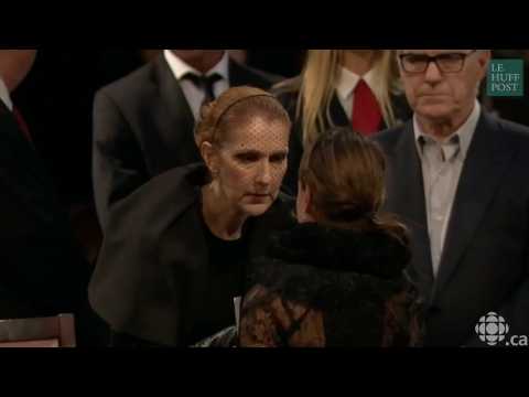 Les Québécois venus en masse pour présenter leurs condoléances à Céline Dion