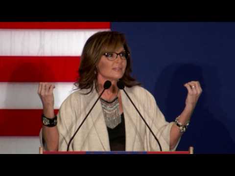 Palin on Trump: "America loves you"