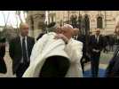 Pope Francis visits Rome's Great Synagogue
