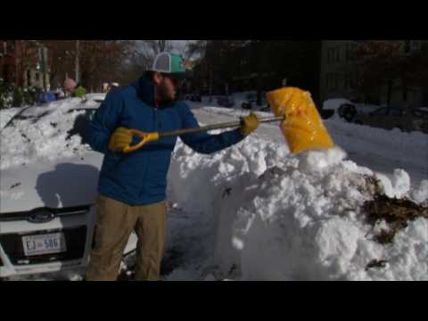 Three days on, blizzard dig-out riles residents