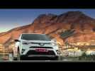 Vido 2016 Toyota RAV4 Hybrid Driving in the City | AutoMotoTV