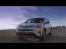 Vido 2016 Toyota RAV4 Hybrid Driving in the Country | AutoMotoTV