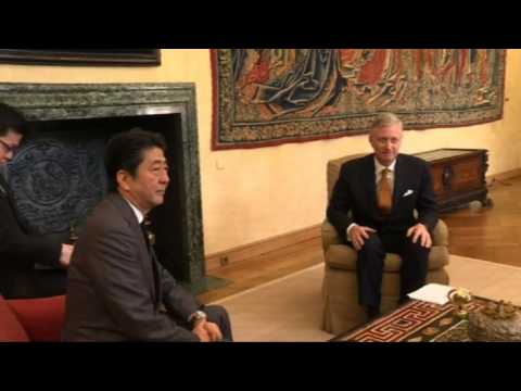Belgian King welcomes Japanese PM Shinzo Abe to Brussels