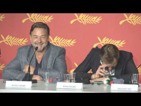 Russell Crowe Causes Hilarious Press Conference Moment In Cannes