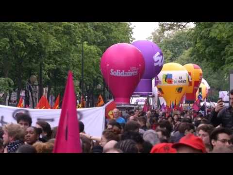 Protests test French labour reforms