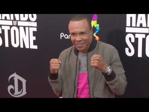 Boxing Legends and Big Celebs Come Out For 'Hands of Stone' Premiere