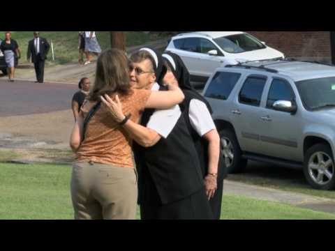 Mourners pray, remember nuns killed in Mississippi