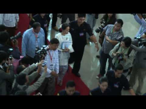 Ethnic peace talks seek to pave new path for Myanmar