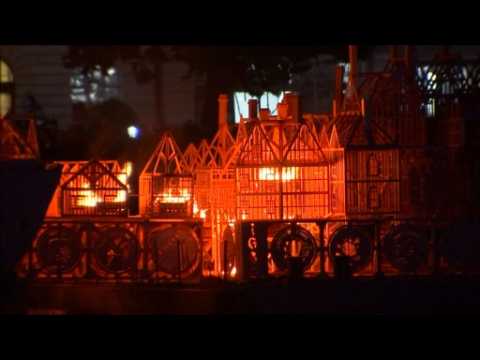 Mini London burns to mark Great Fire of 1666