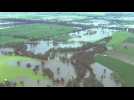 Floods strand hundreds in Australia
