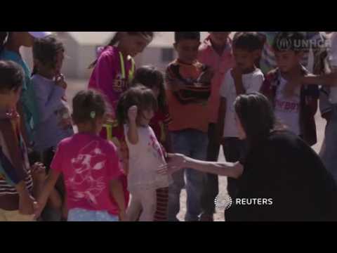 Angelina Jolie visits Syrian refugee camp