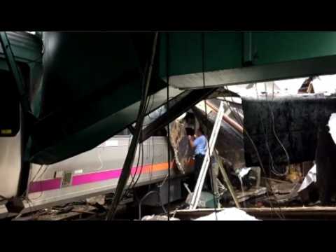 Twisted metal, wreckage at N.J. train crash site: video