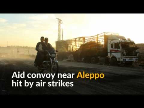 Aid convoy in Syria hit by air strikes