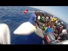 Italian coastguard rescue 600 migrants