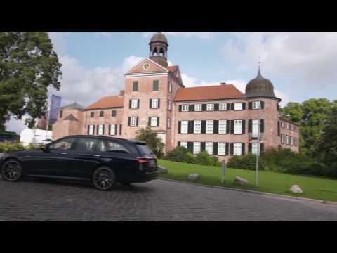 Mercedes-AMG E 43 4MATIC Estate - Cavansite Blue Driving Video | AutoMotoTV